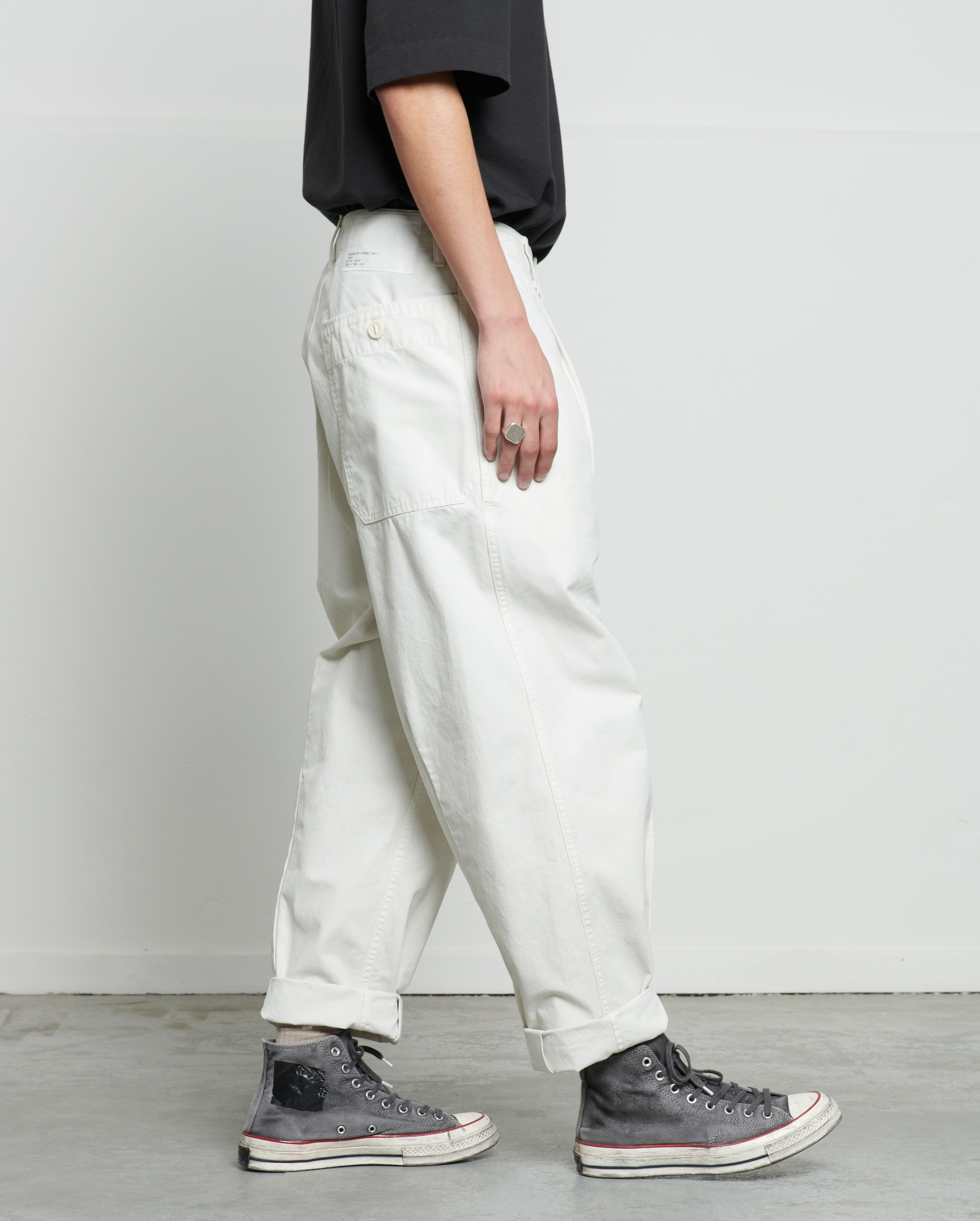 APPLIED ART FORMS Shorts & Trousers